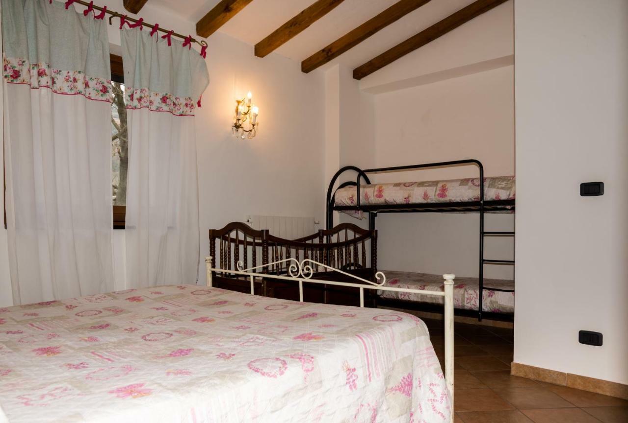 Agriturismo A Ca Vegia Calice Ligure Værelse billede
